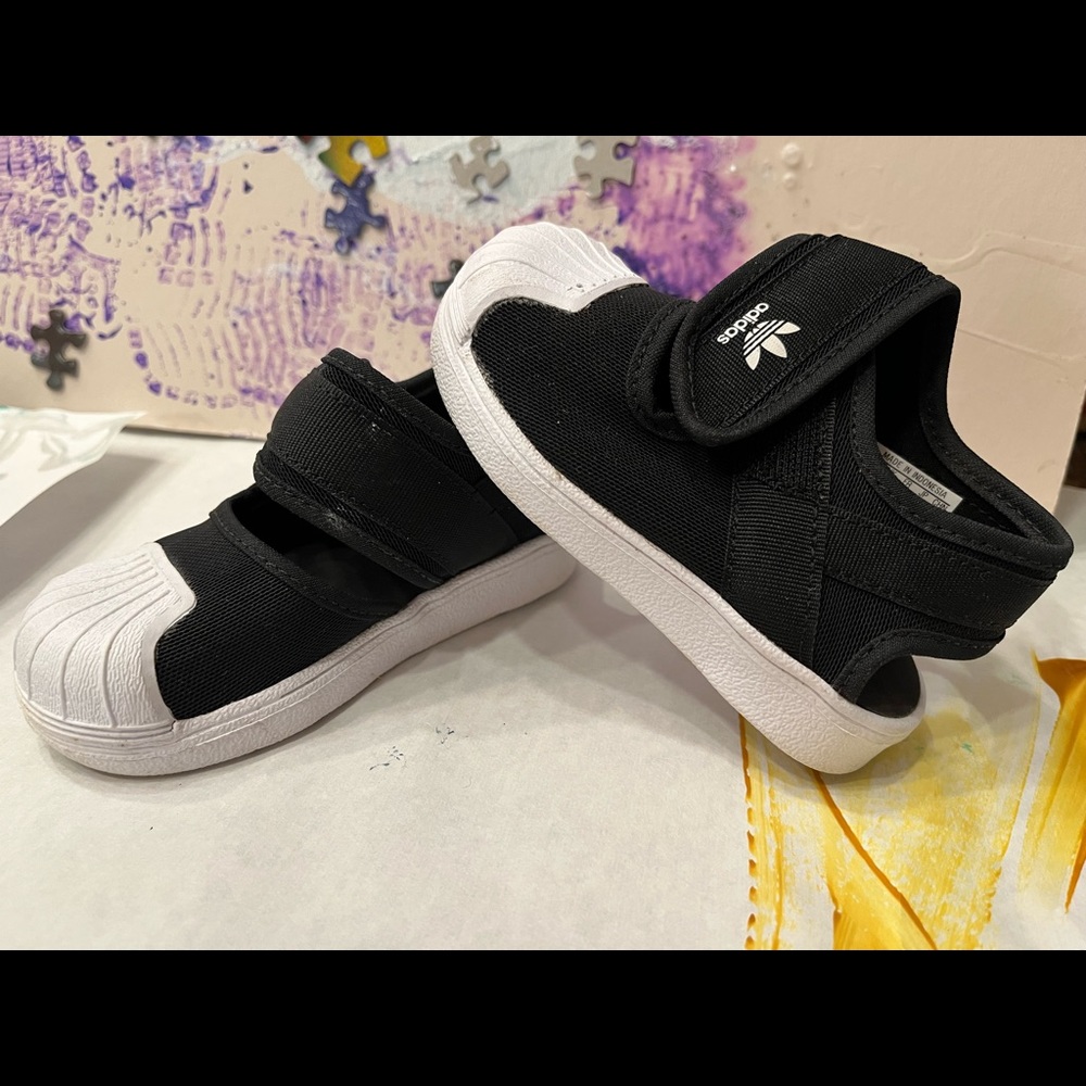 Black and white Adidas shell toe Mary Jane sneakers w/ Velcro strap almost new!